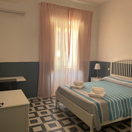 Hotel Donna Maria Sapri Exteriér fotografie