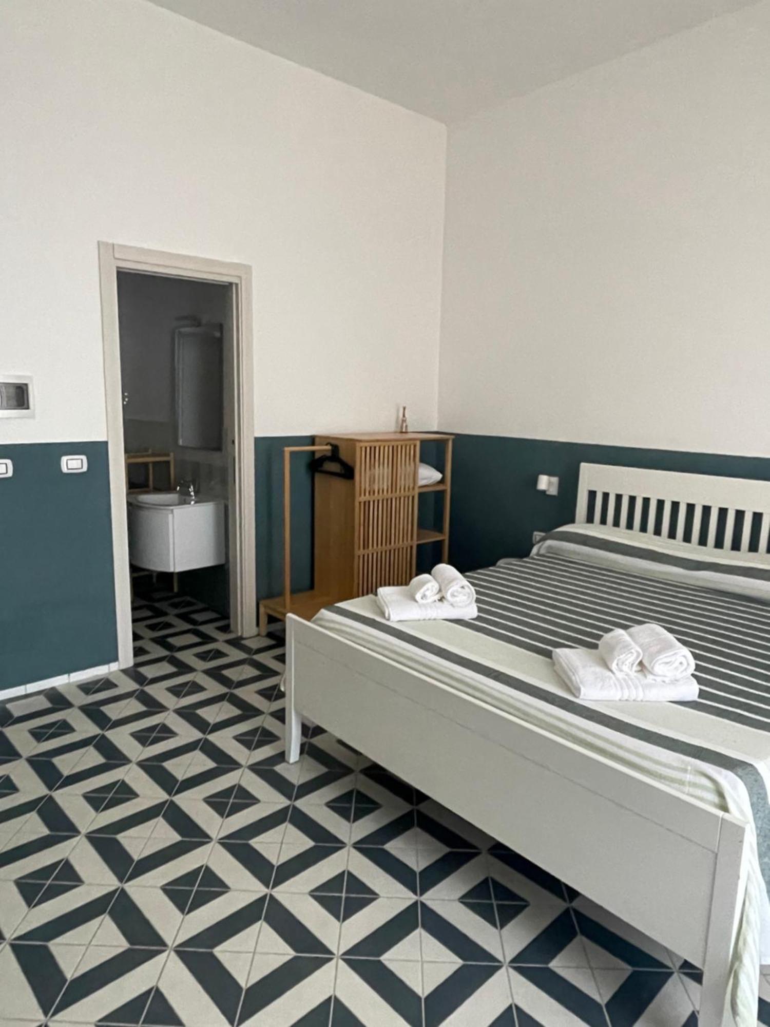 Hotel Donna Maria Sapri Exteriér fotografie